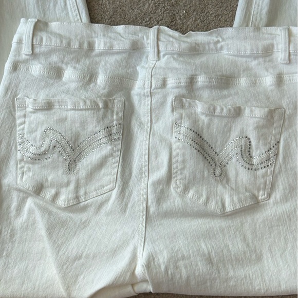 White Women's Jeans - Picture 4 of 6